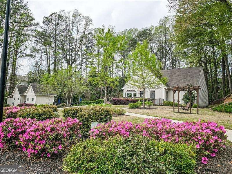2168 Rock Creek Park Decatur - 11