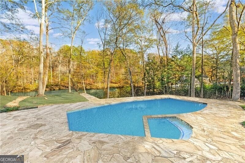 1840 Brandon Hall Drive Atlanta - 2