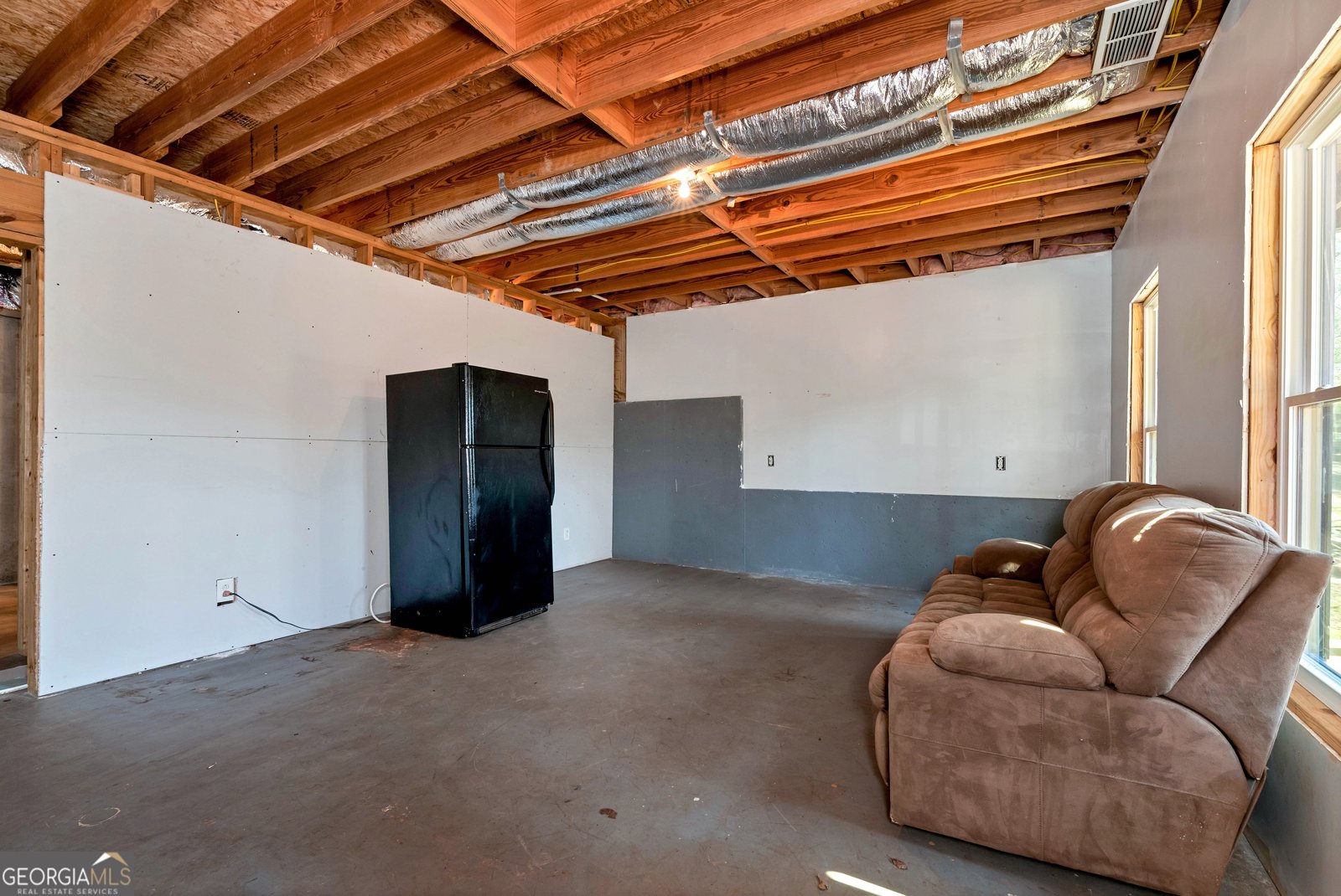 11449 Highway 19 Dahlonega - 28