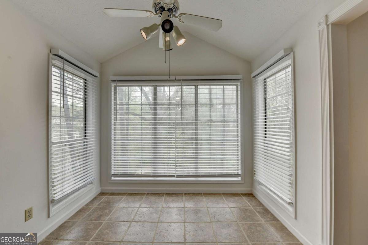 518 Glenleaf Drive Peachtree Corners - 13