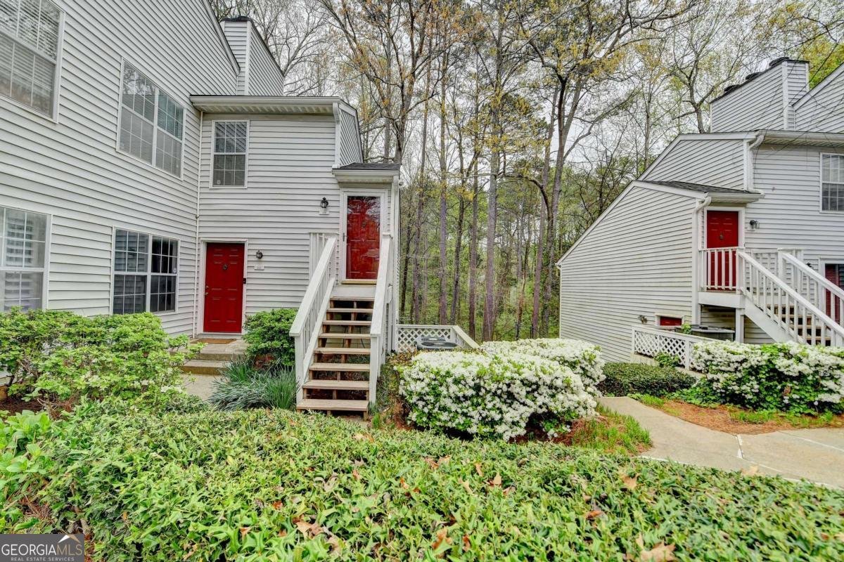 518 Glenleaf Drive Peachtree Corners - 3