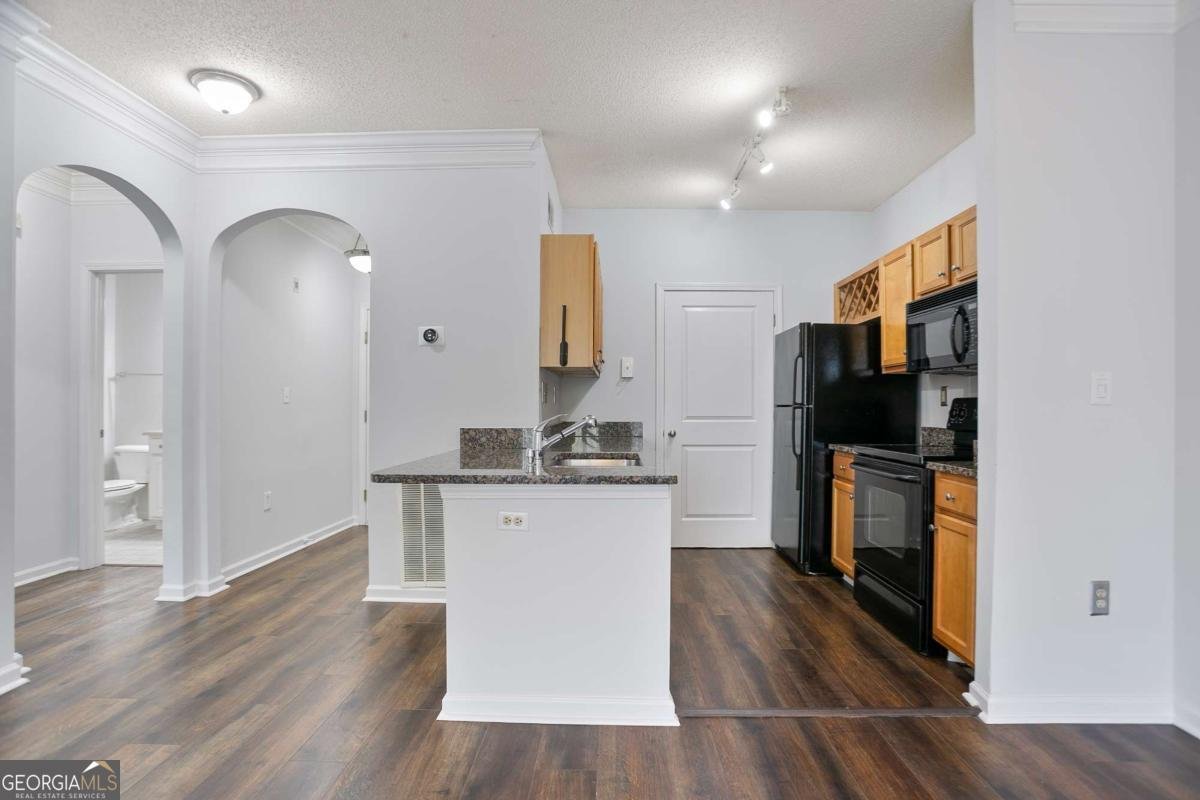 4333 Dunwoody Park Atlanta - 1