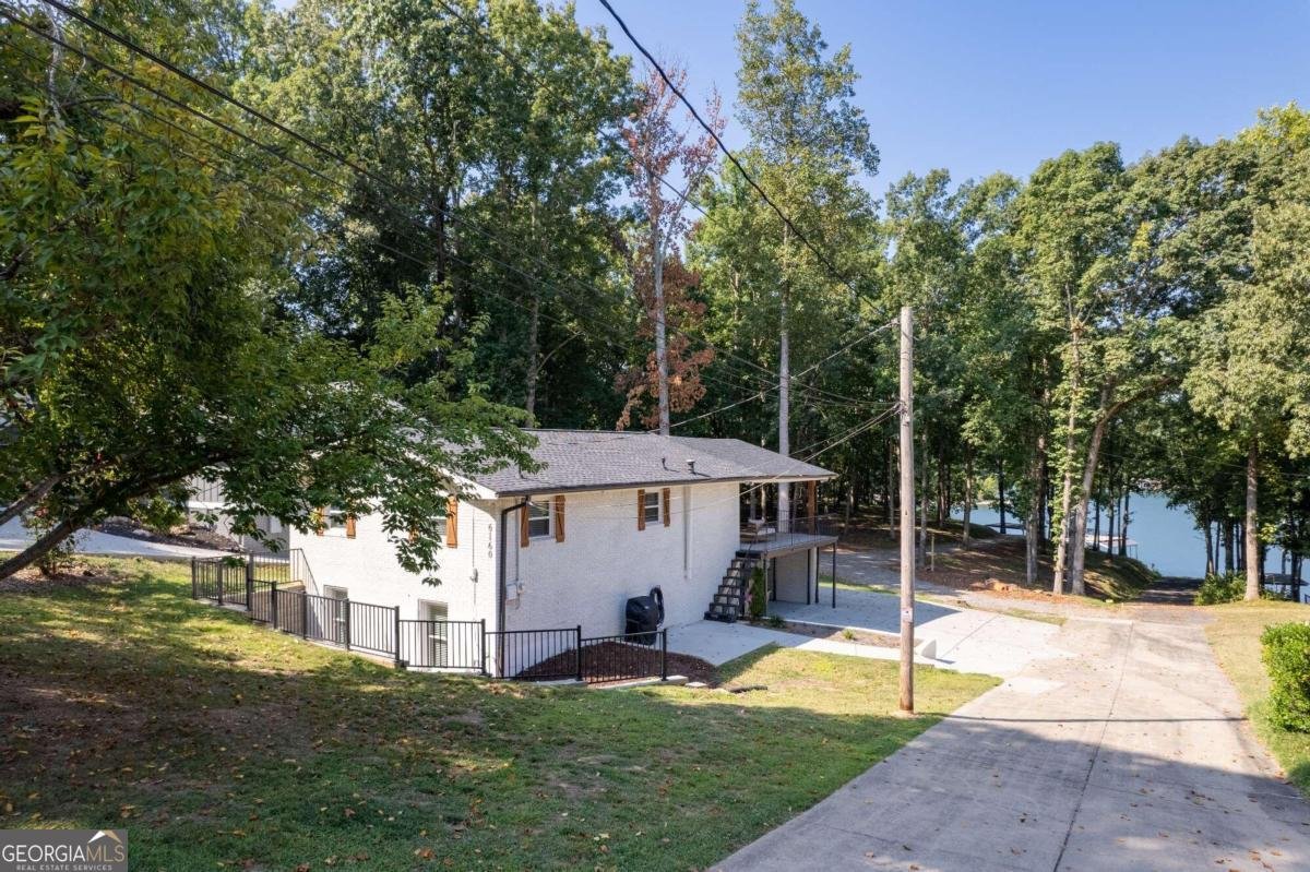 6160 Lake Lanier Heights Road Buford - 6