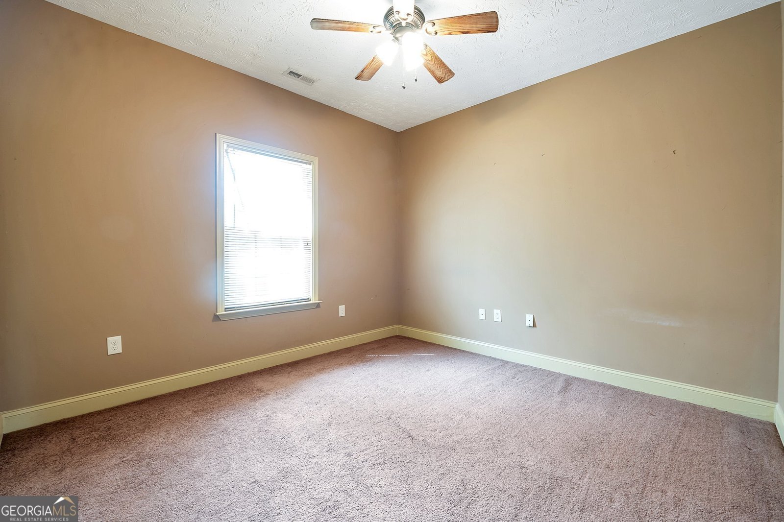 4050 Old Fairburn Road Atlanta - 28