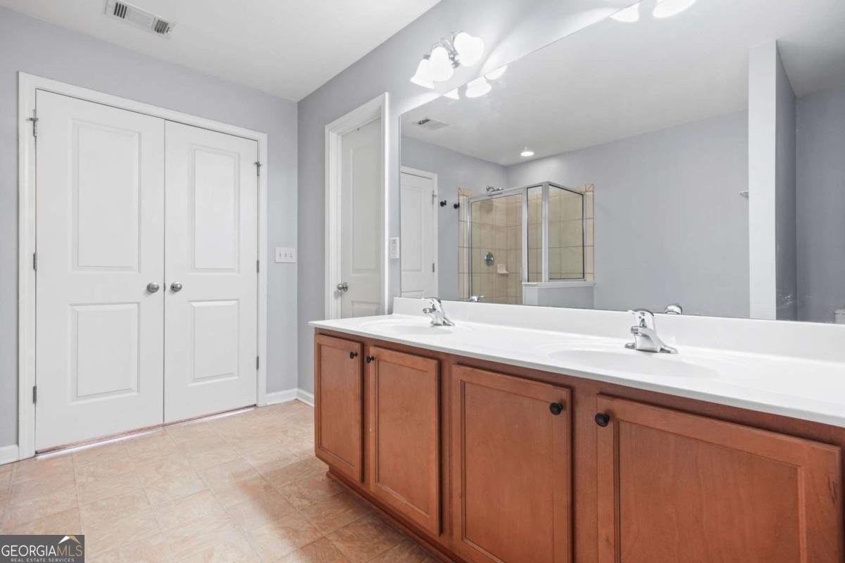 5669 Cobblestone Creek Place Mableton - 25