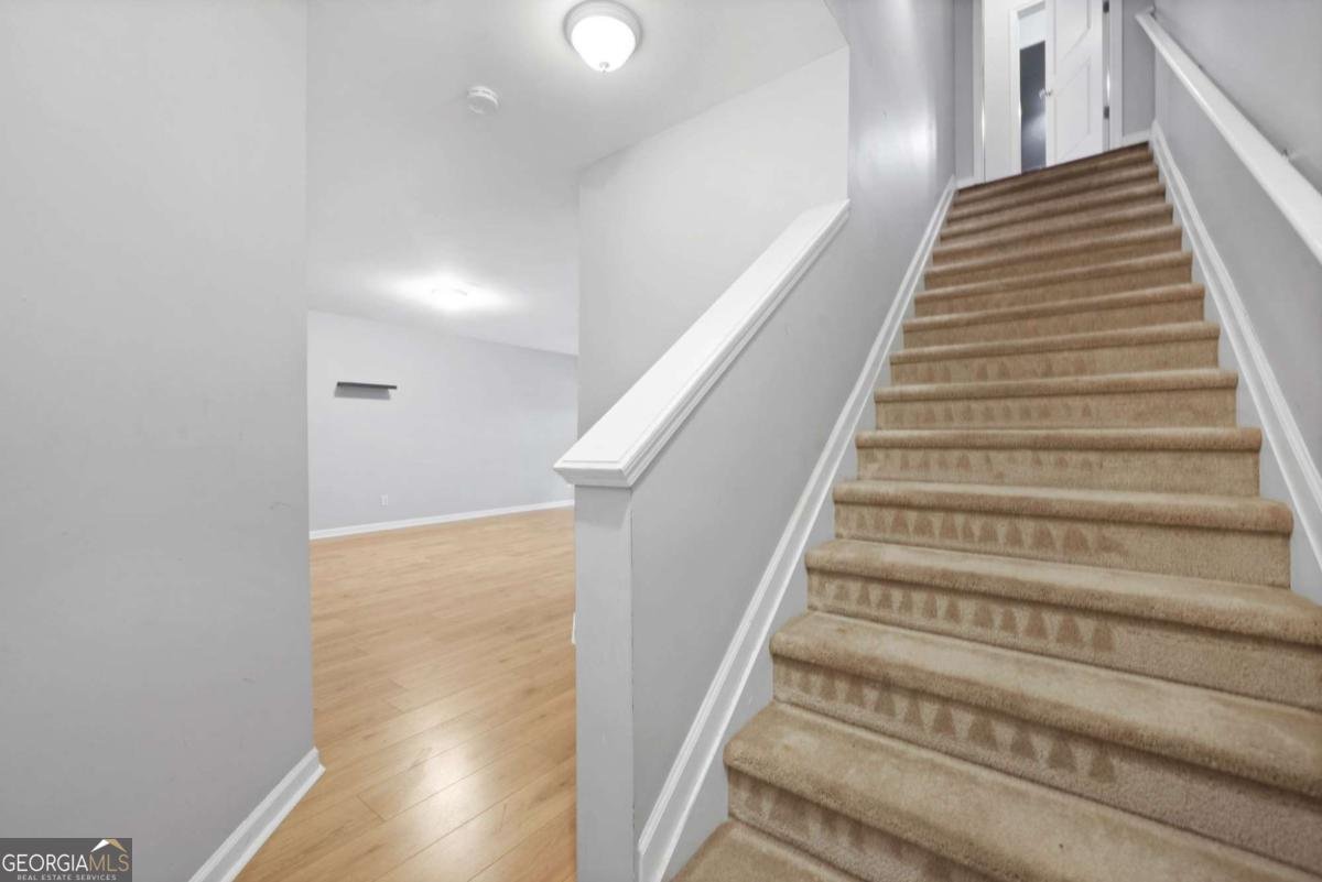 5669 Cobblestone Creek Place Mableton - 32