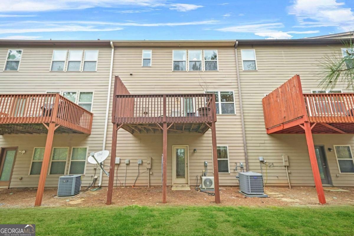 5669 Cobblestone Creek Place Mableton - 38