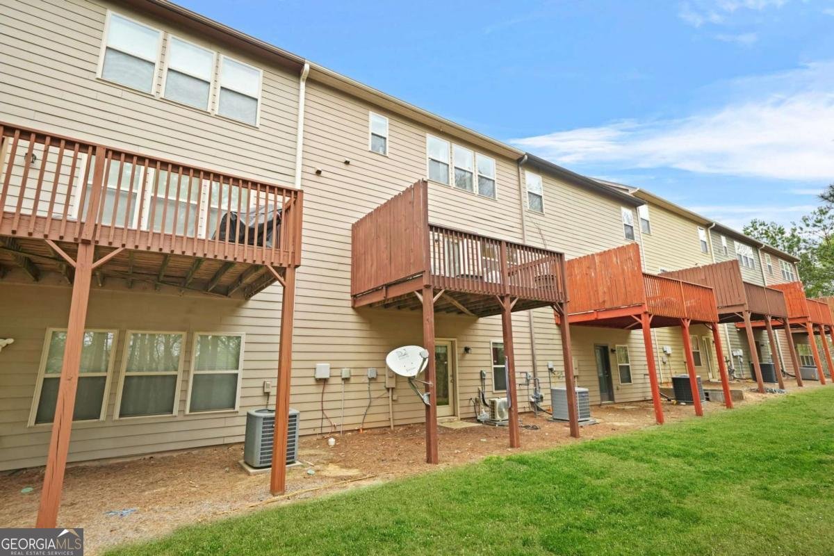 5669 Cobblestone Creek Place Mableton - 40