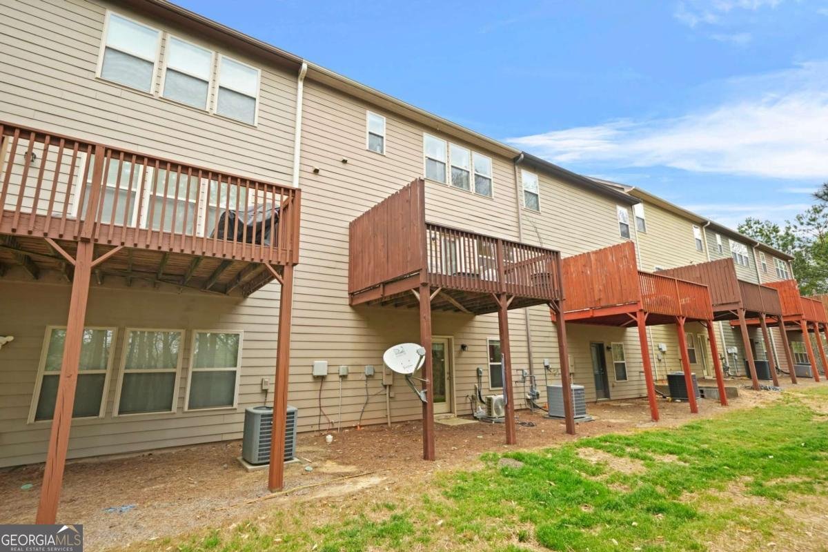 5669 Cobblestone Creek Place Mableton - 41