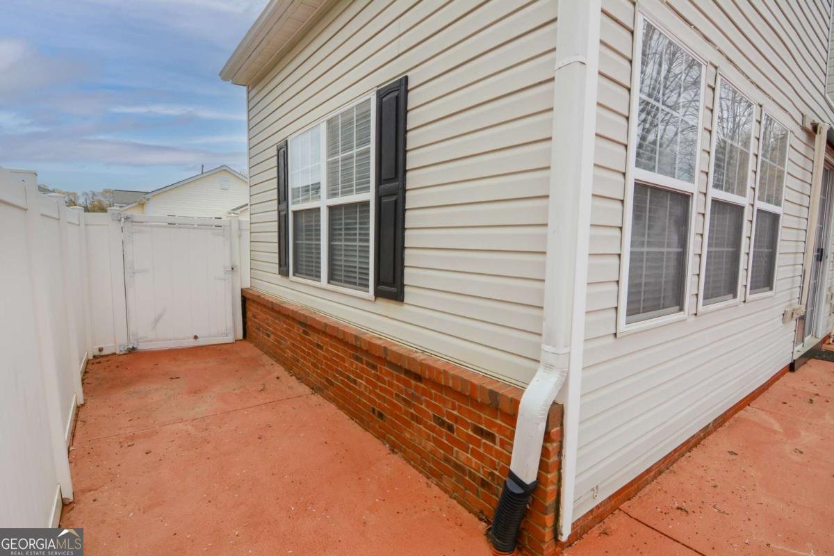 102 MANLEY Court Woodstock - 31