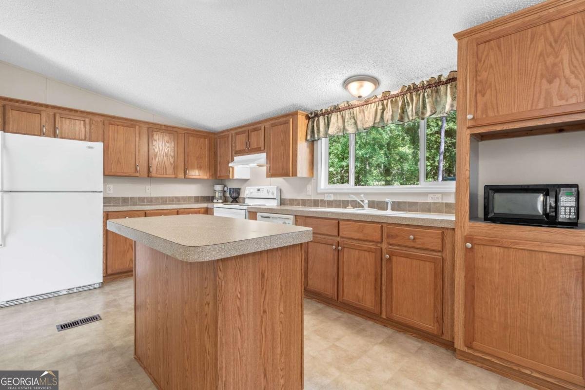 944 Lakeview Drive Sparta - 10