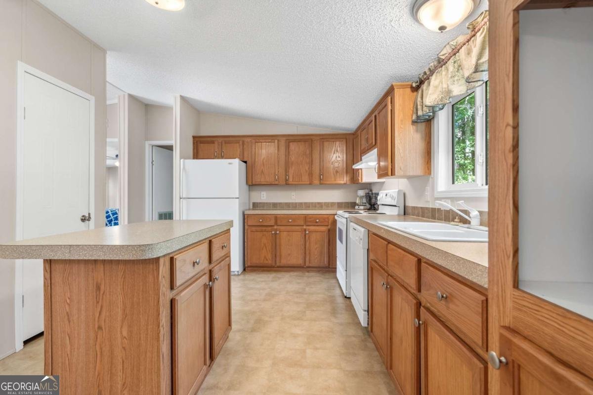 944 Lakeview Drive Sparta - 11