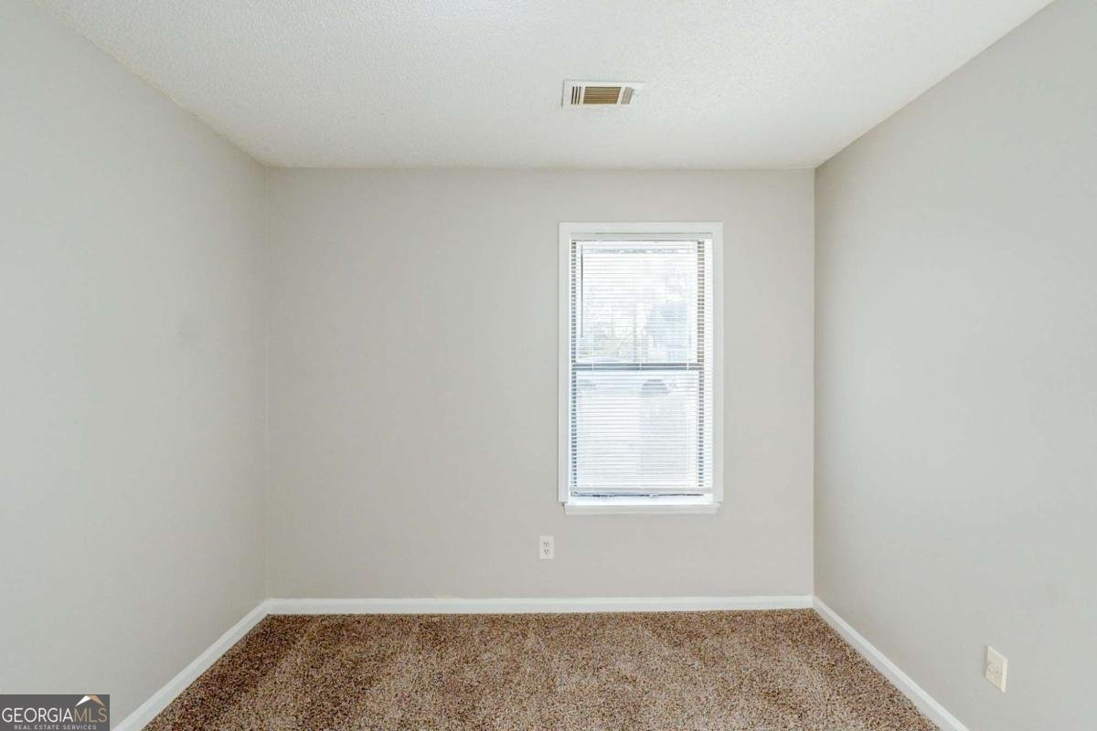 870 Chapman Circle Stone Mountain - 10
