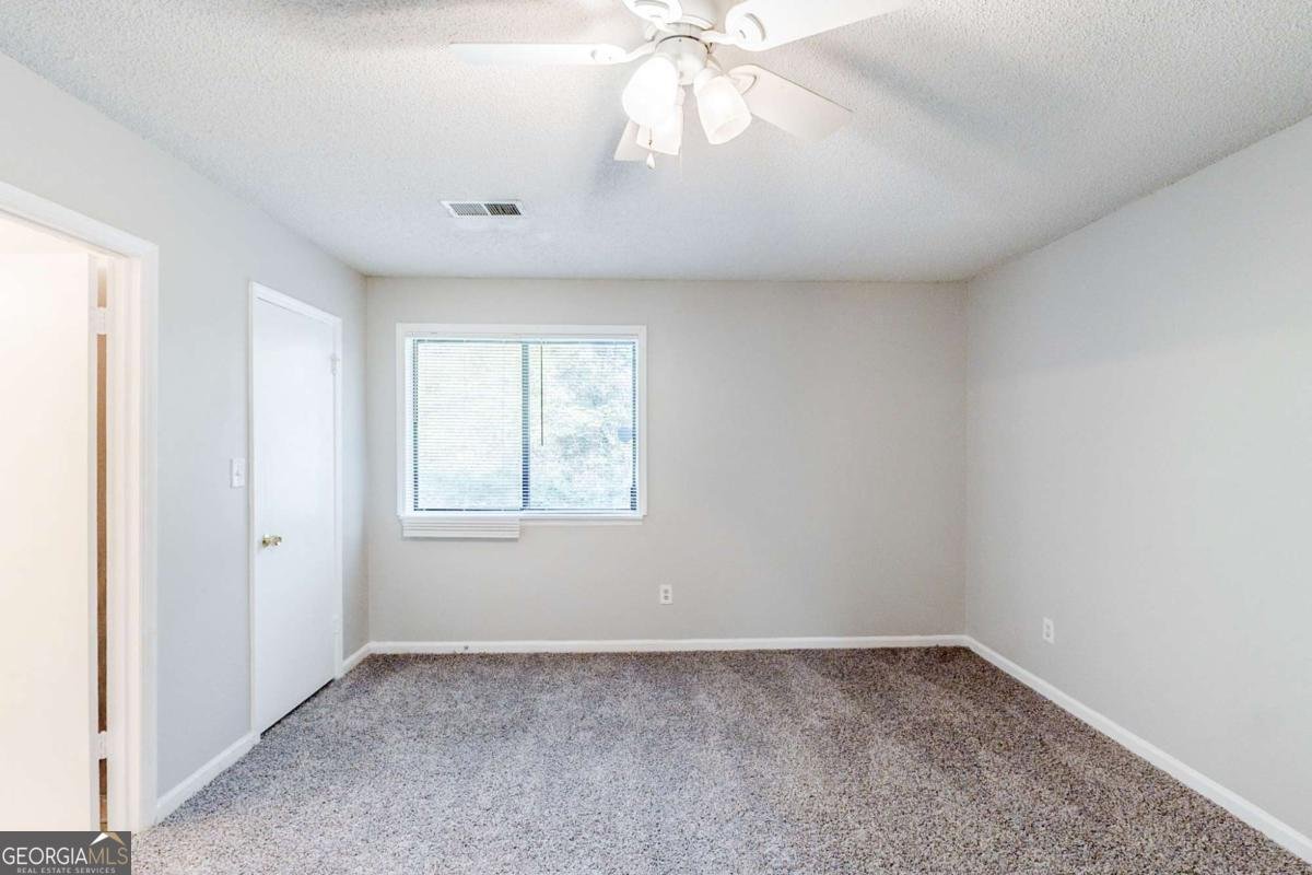 870 Chapman Circle Stone Mountain - 17