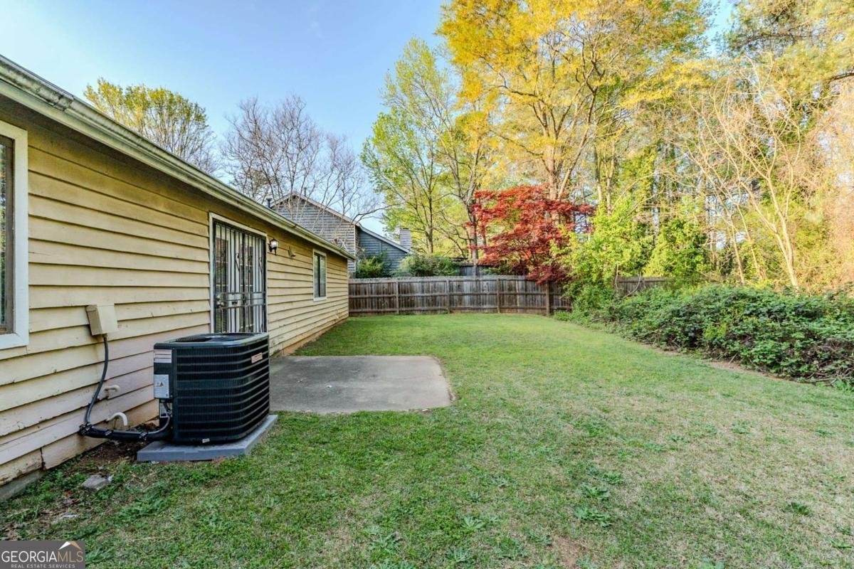 870 Chapman Circle Stone Mountain - 25