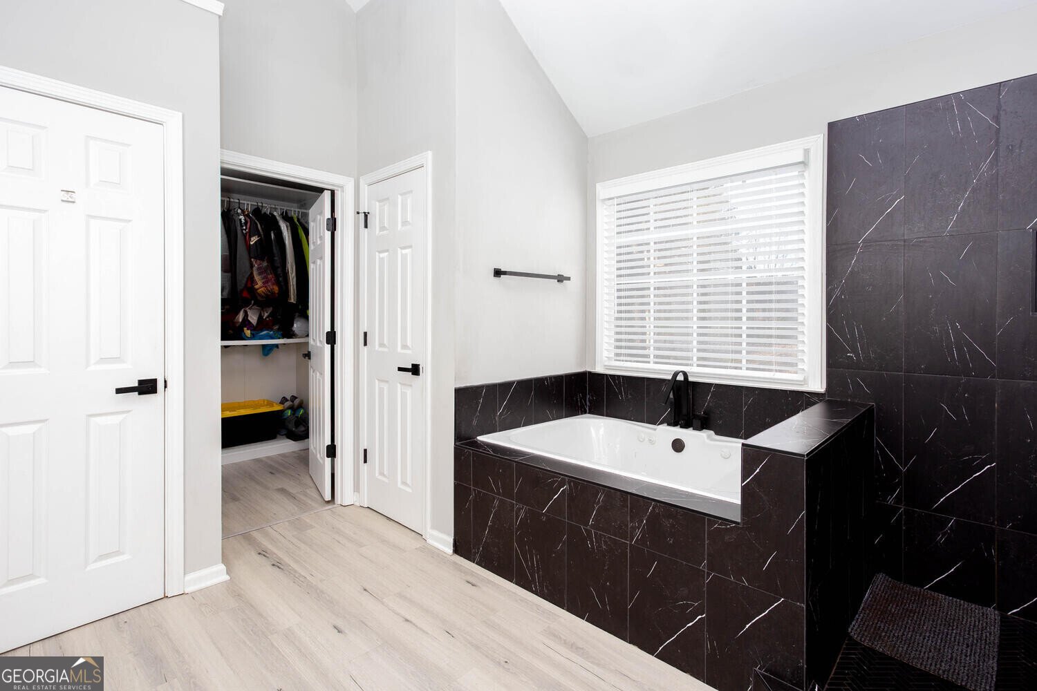 4215 Steeplehill Drive Kennesaw - 37