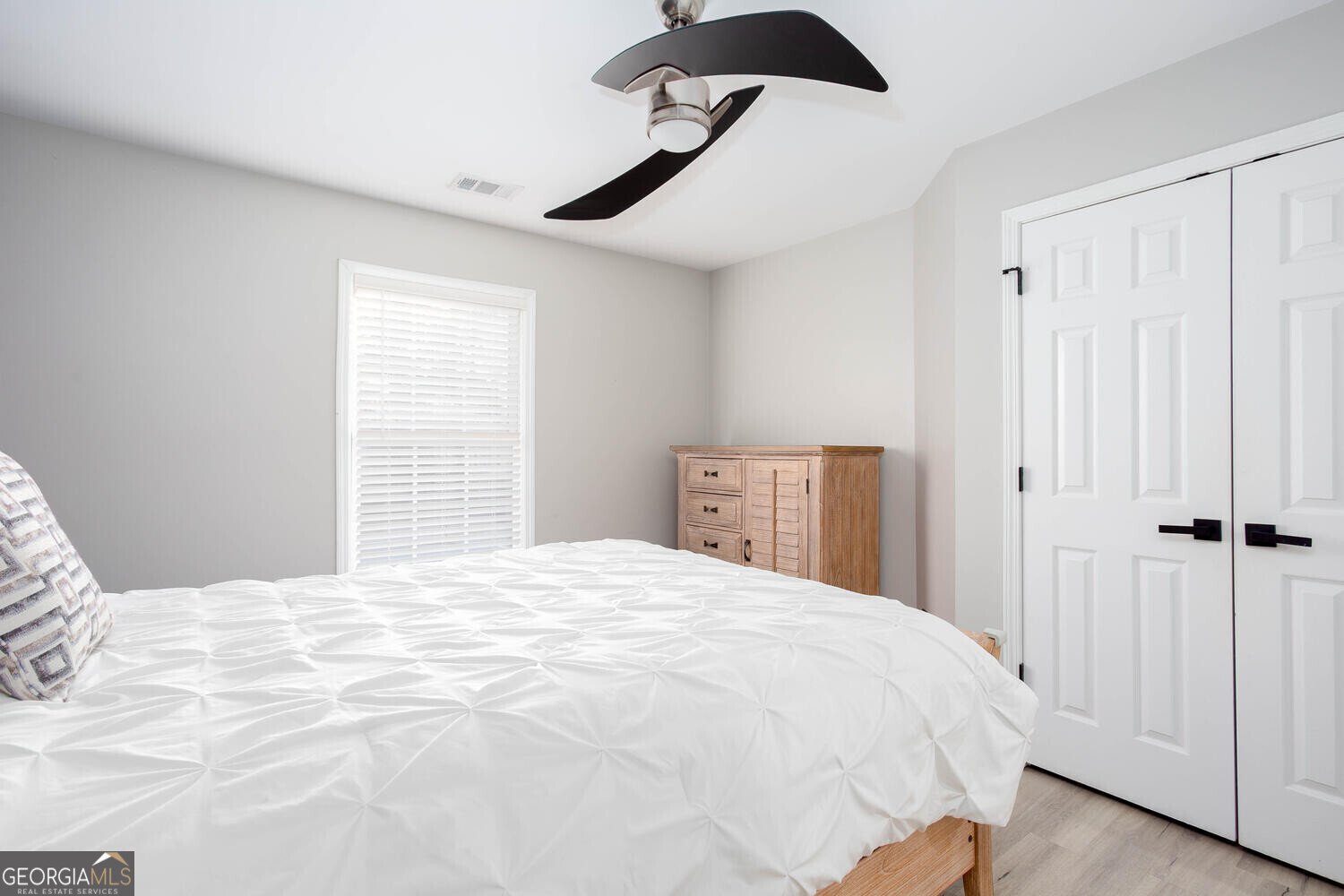 4215 Steeplehill Drive Kennesaw - 44