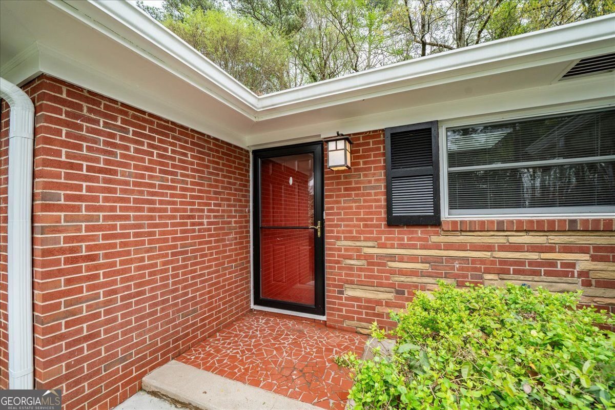 1323 CHRISTMAS Lane Atlanta - 50