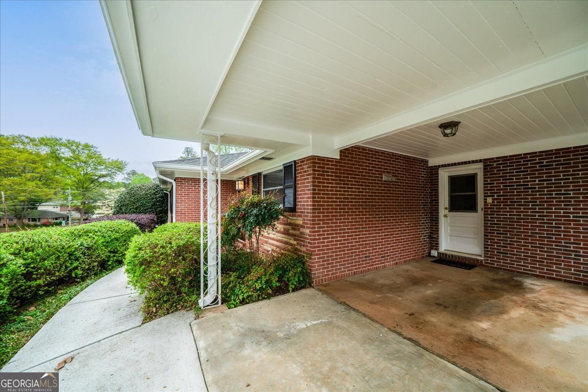 1323 CHRISTMAS Lane Atlanta - 51