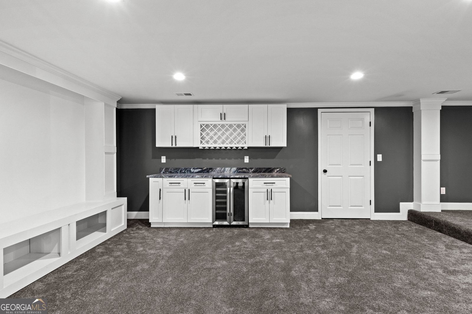 450 450 Birkdale Drive Fayetteville - 80