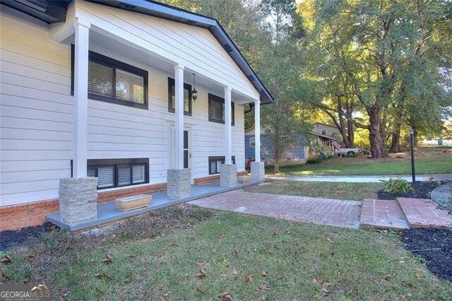 921 Creekdale Drive Clarkston - 3