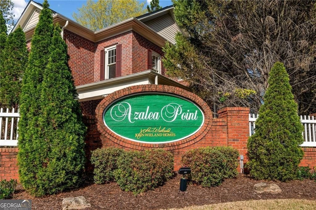 1545 Heritage Trail Roswell - 48