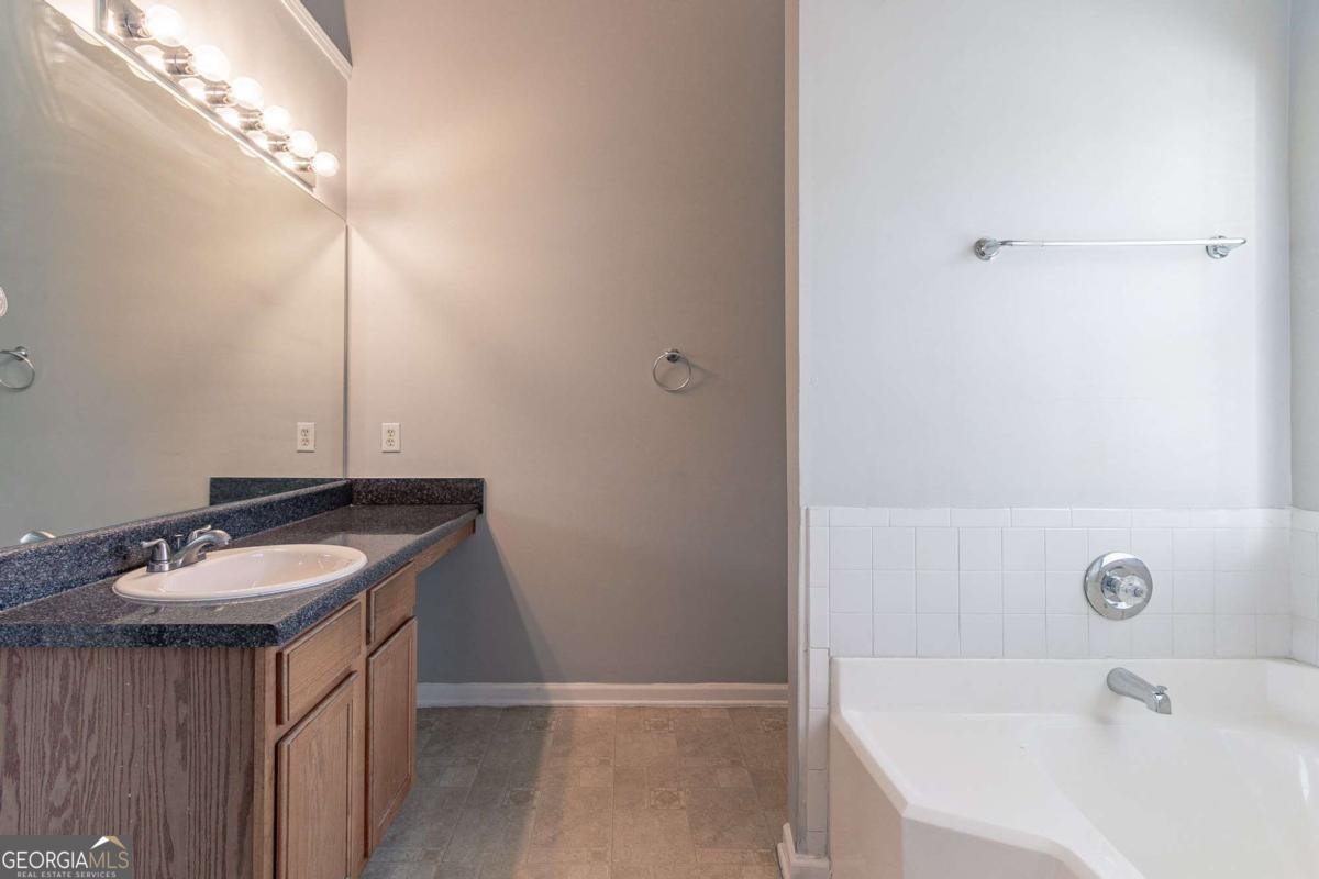 705 Brentwood Parkway Stockbridge - 66