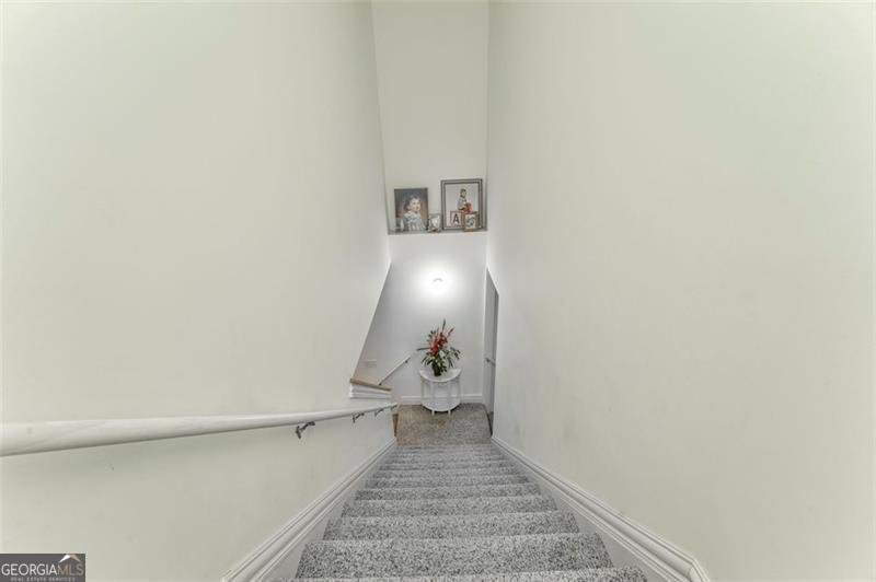 300 ELLIS Road Rome - 79