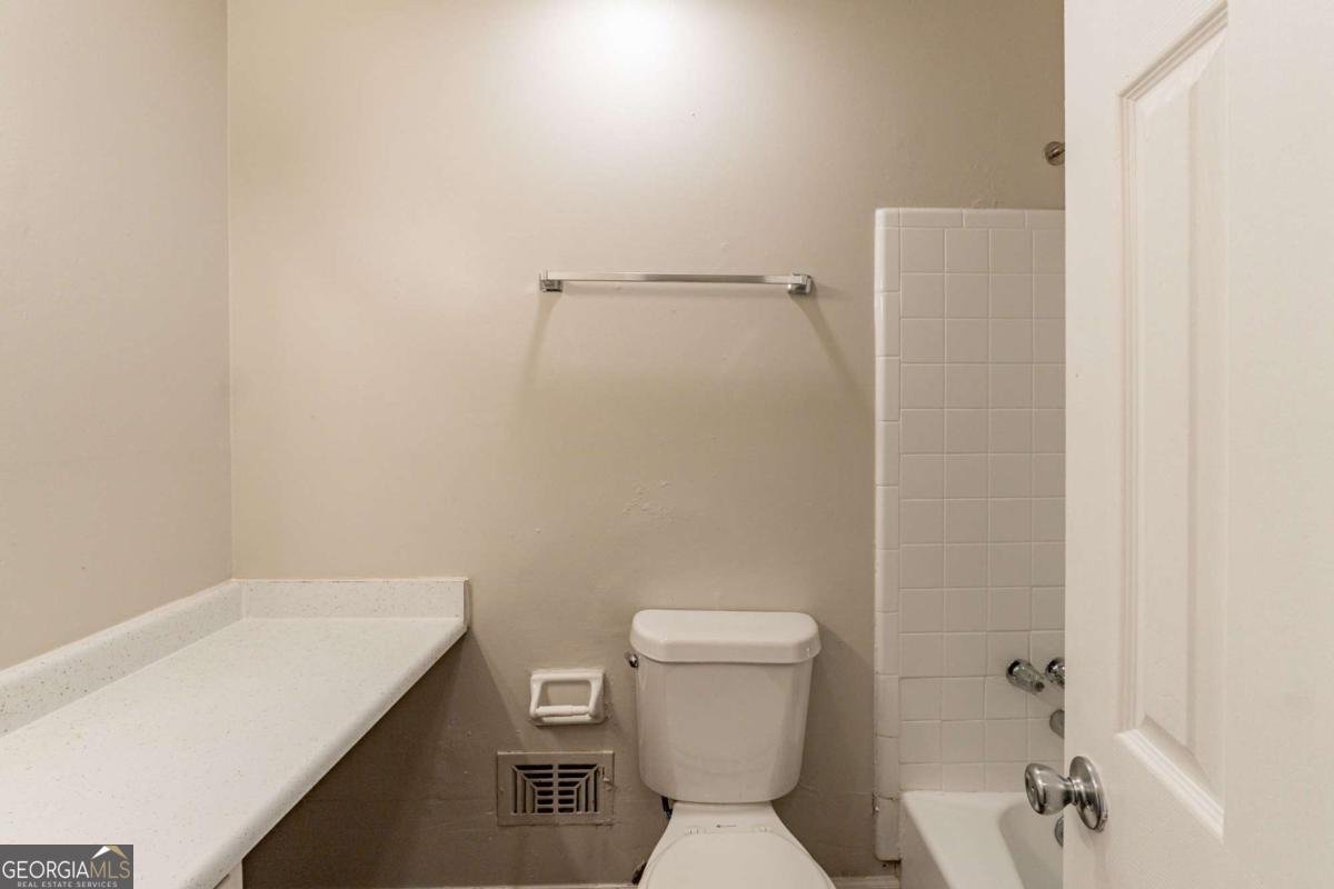 2877 Kensington Way Rex - 15
