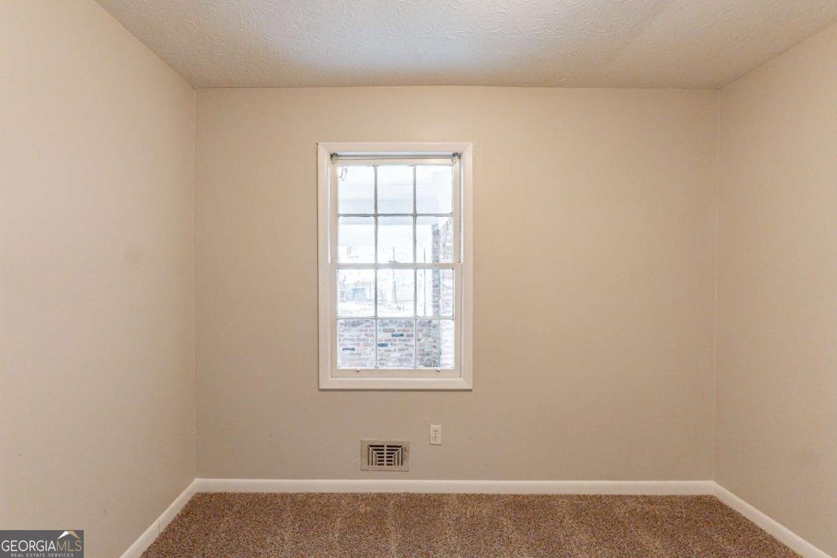 2877 Kensington Way Rex - 16