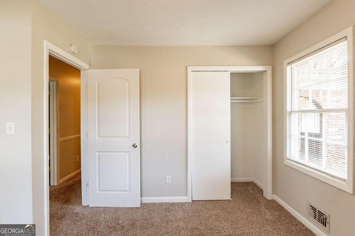 2877 Kensington Way Rex - 22