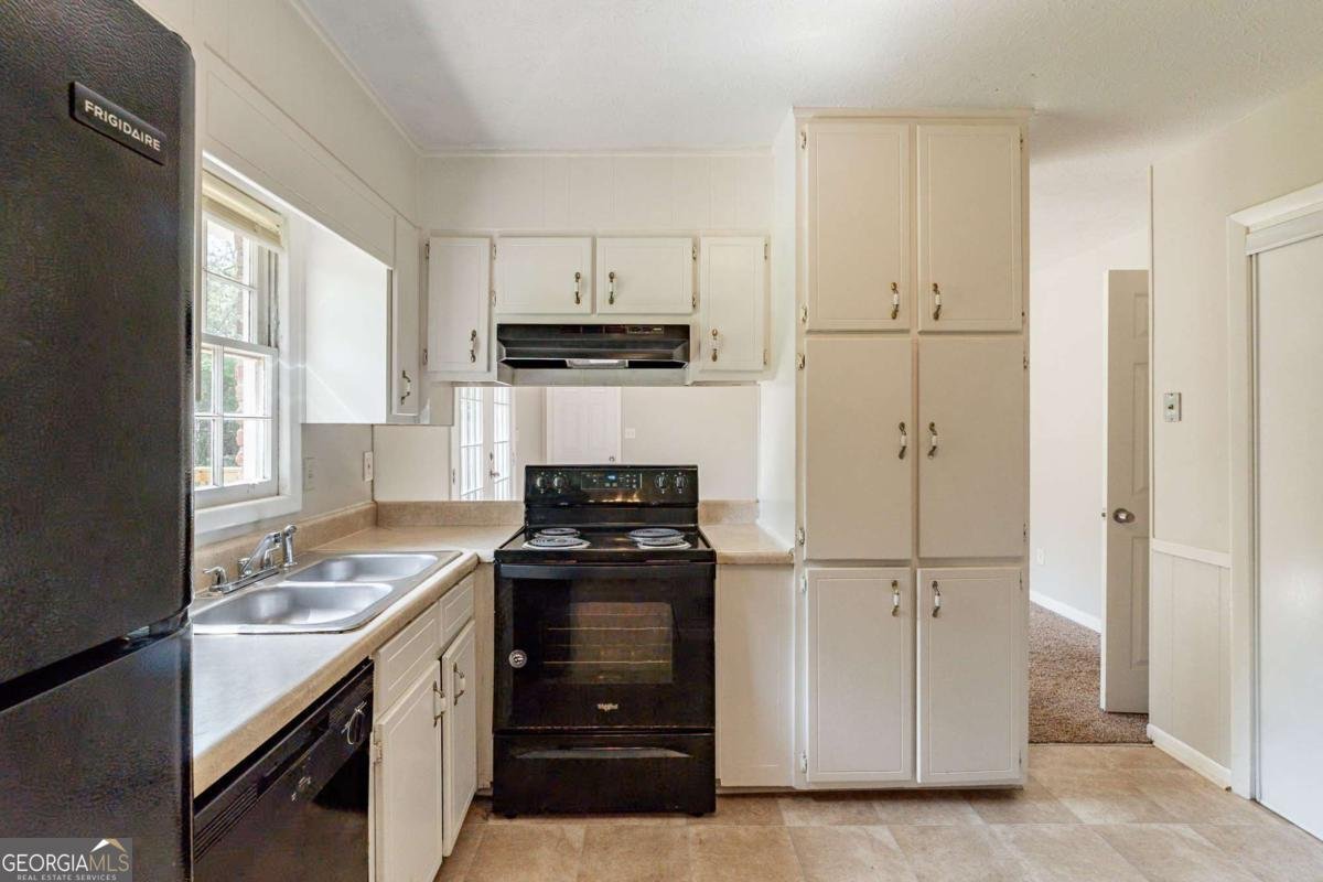 2877 Kensington Way Rex - 8