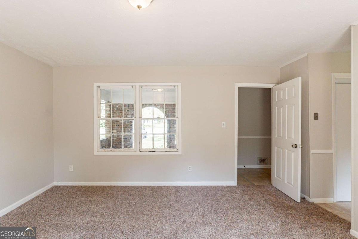 2877 Kensington Way Rex - 9