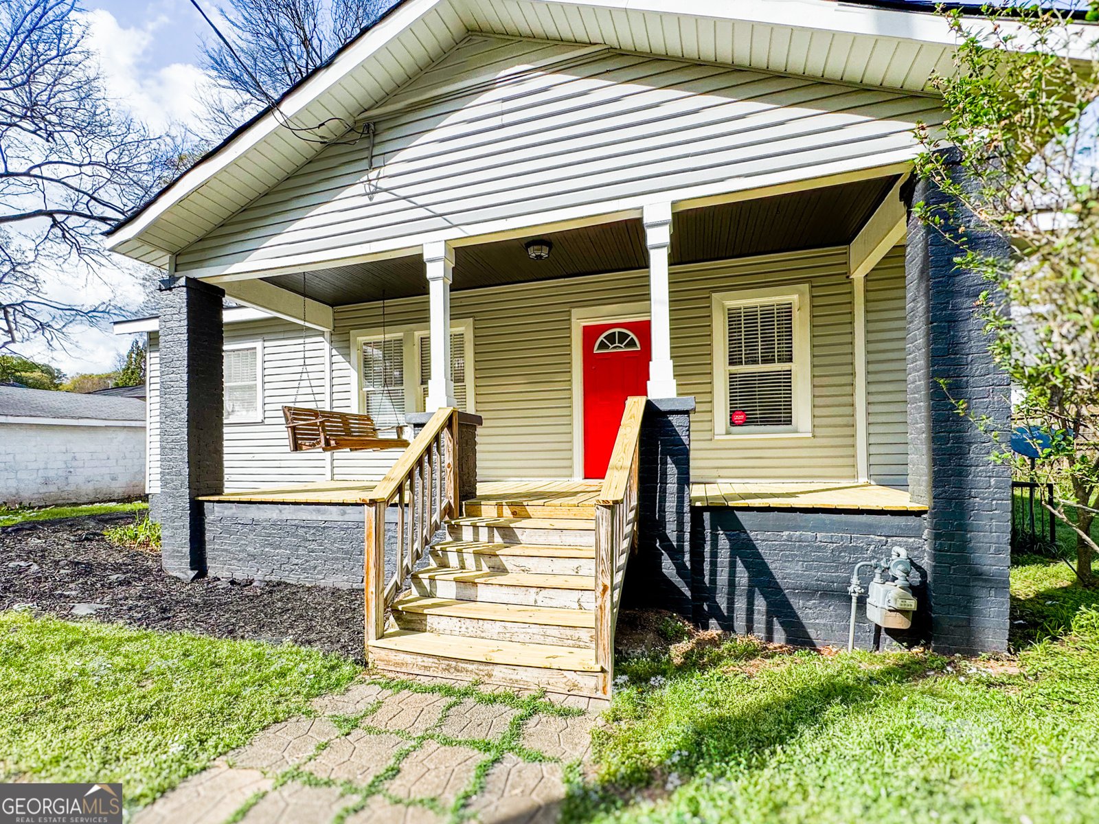 1735 Spring Avenue East Point - 1