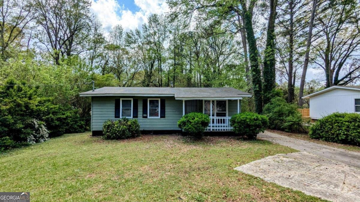 1076 Fairburn Road Atlanta - 1