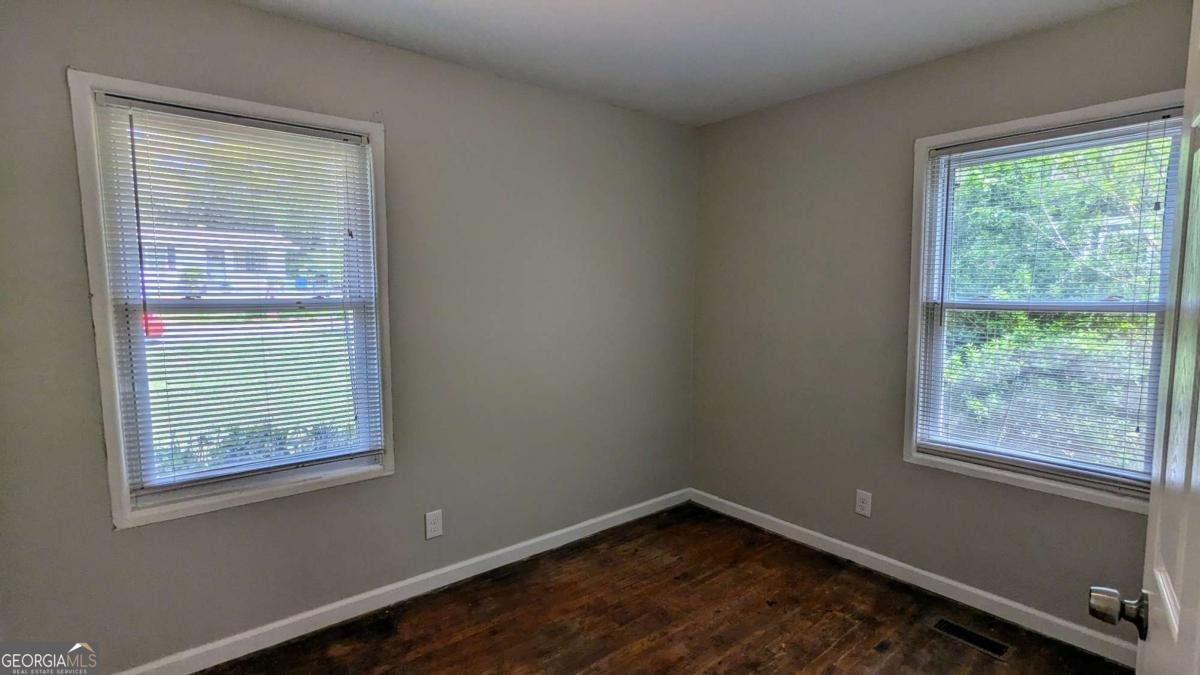 1076 Fairburn Road Atlanta - 8