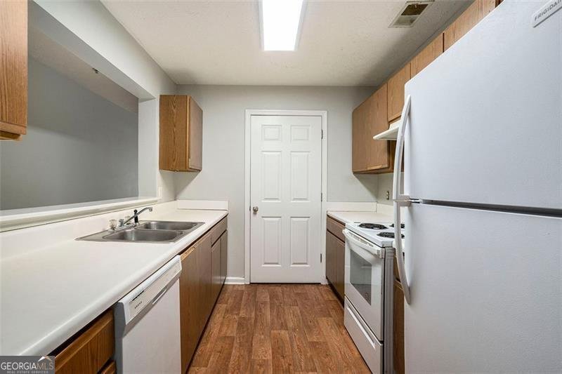 13304 WALDROP Cove Decatur - 11