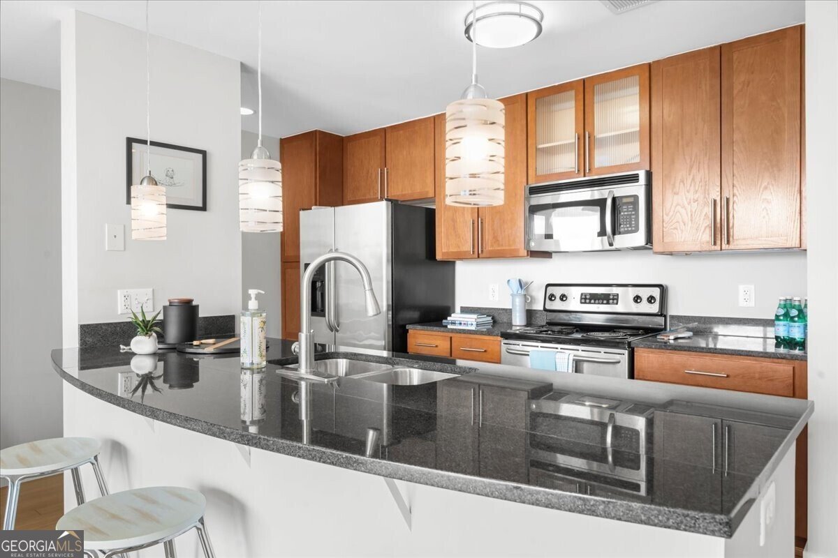 563 Memorial Drive Atlanta - 14