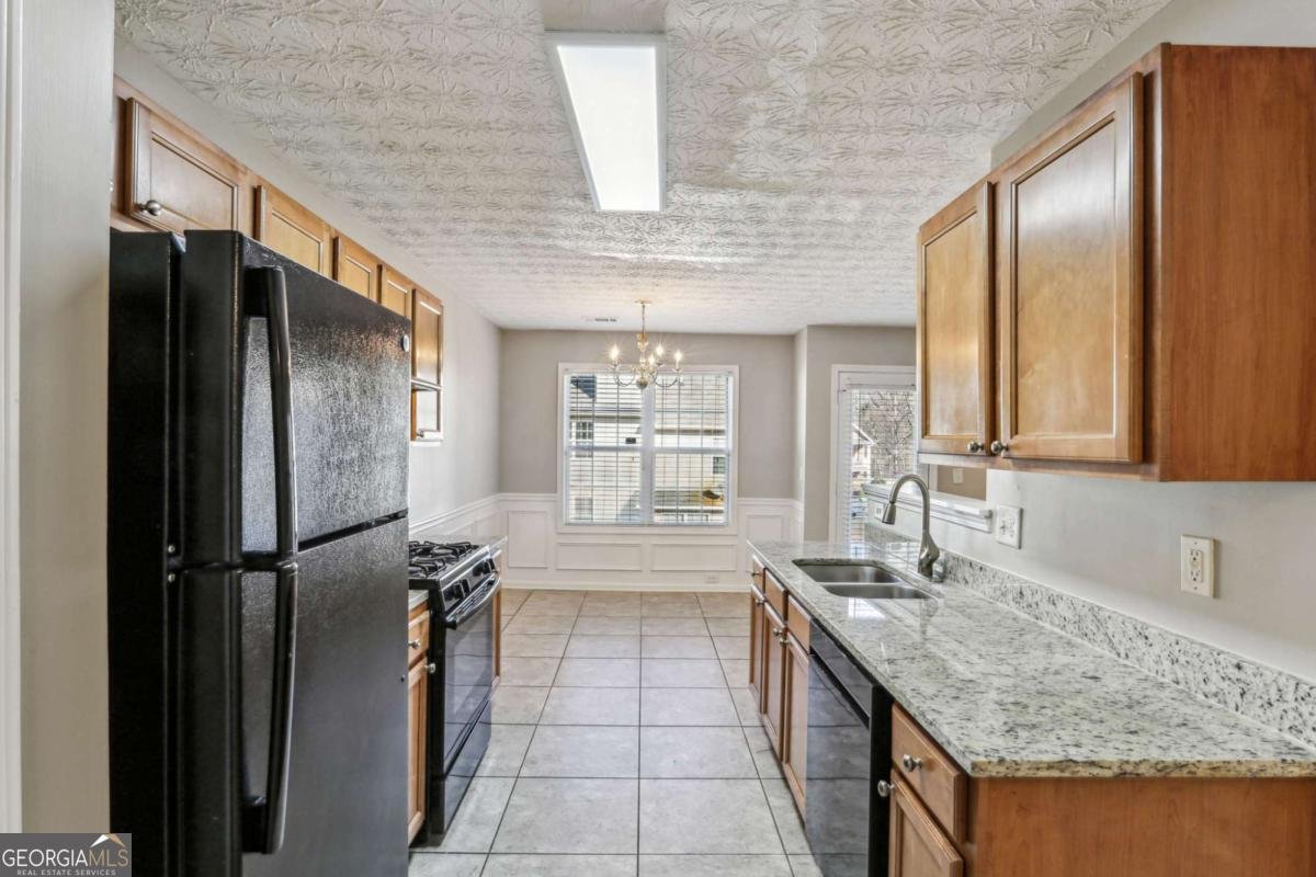 4658 Grand Central Parkway Decatur - 11