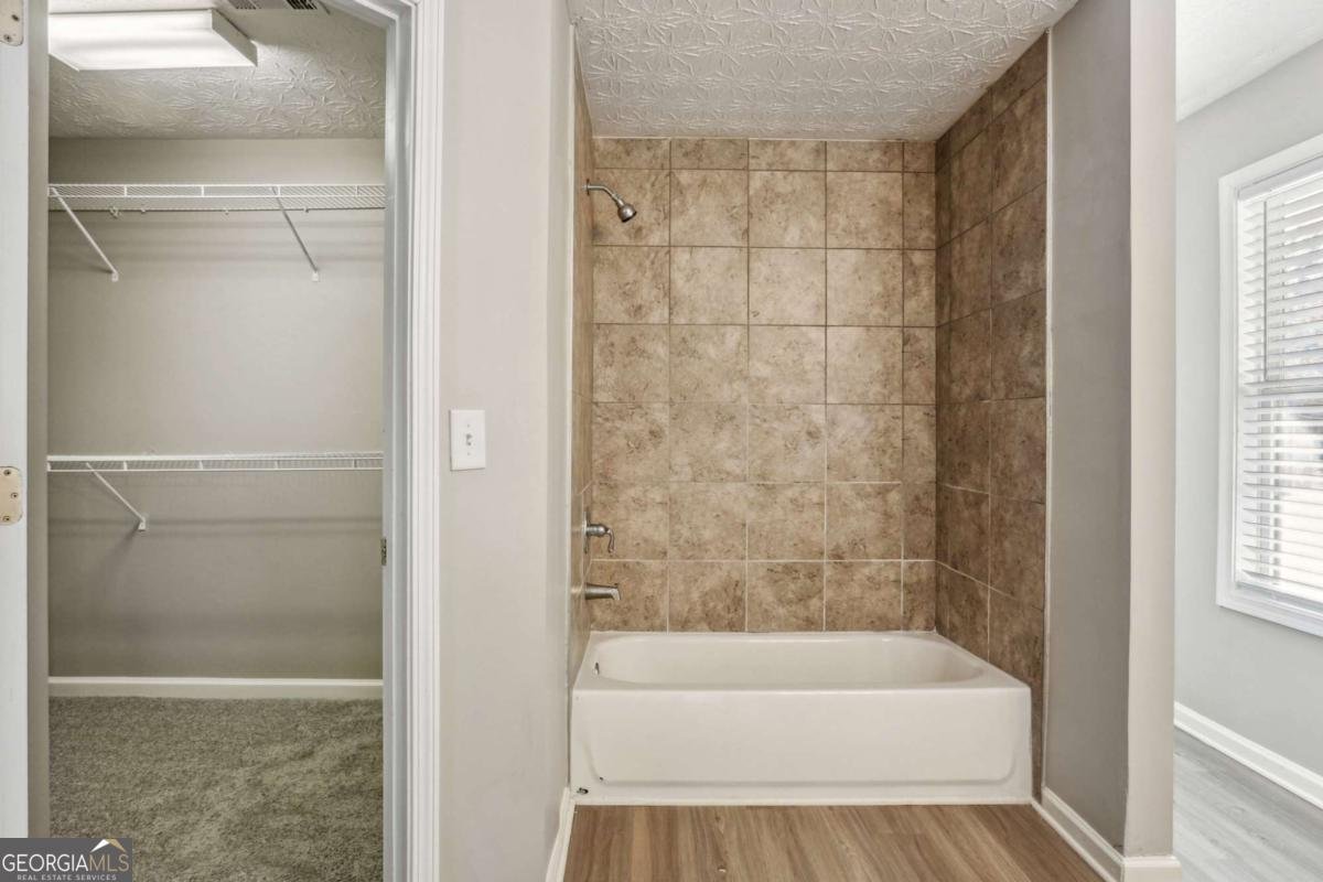 4658 Grand Central Parkway Decatur - 25