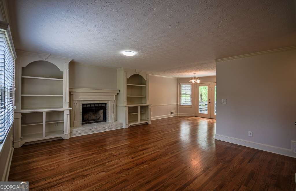 2048 Kelvin Drive Lawrenceville - 37