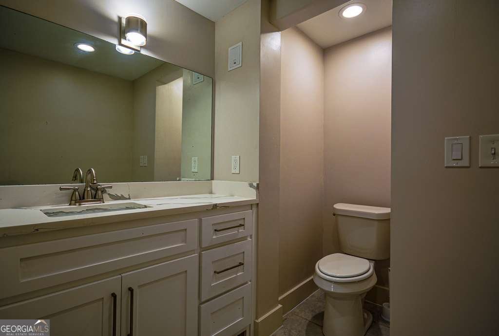 2048 Kelvin Drive Lawrenceville - 38