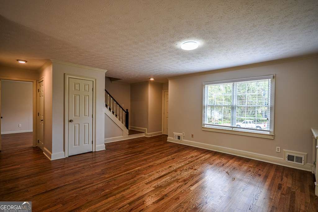 2048 Kelvin Drive Lawrenceville - 6