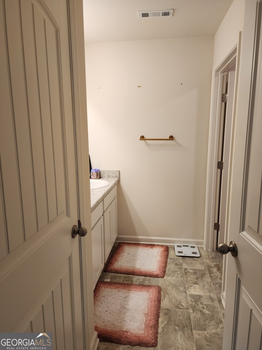 5425 Barberry Avenue Oakwood - 17