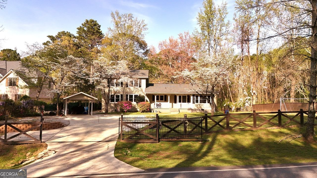 1718 PUCKETTS Drive Lilburn - 1