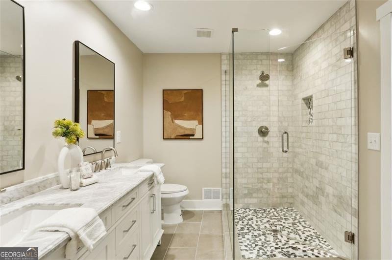 645 TRAILMORE Place Roswell - 20