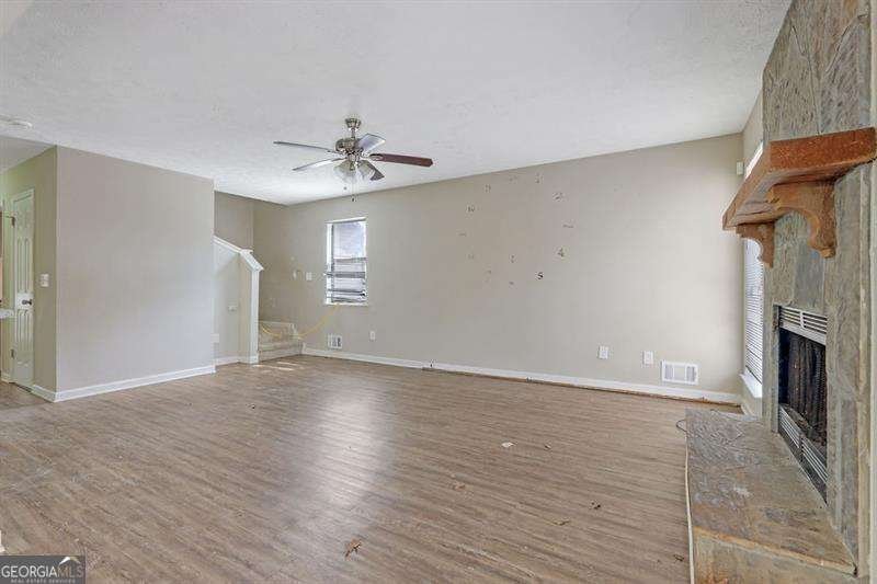 585 Lake Drive Snellville - 4