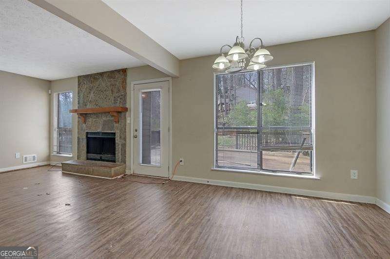 585 Lake Drive Snellville - 5