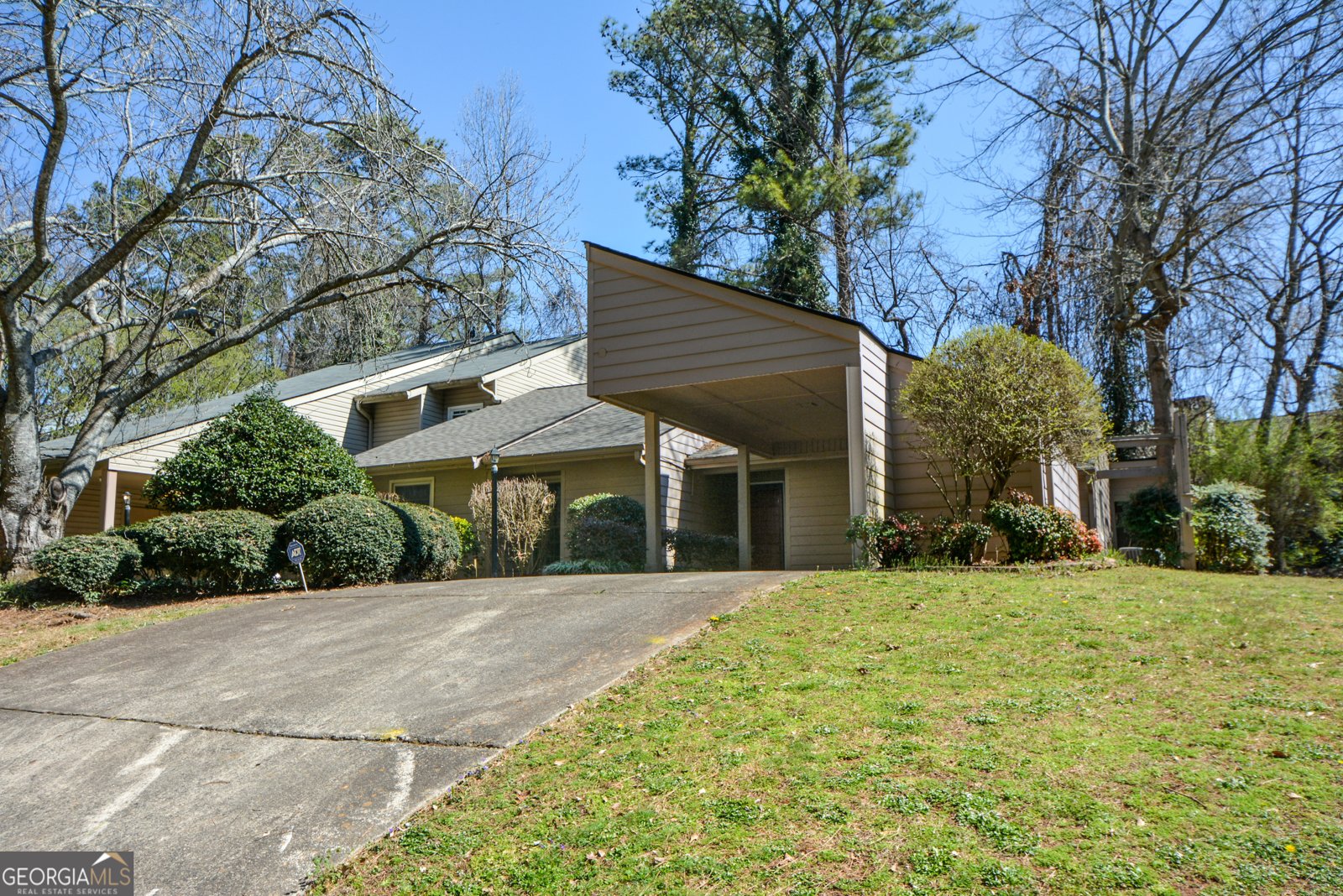 154 Weatherly Way Alpharetta - 2