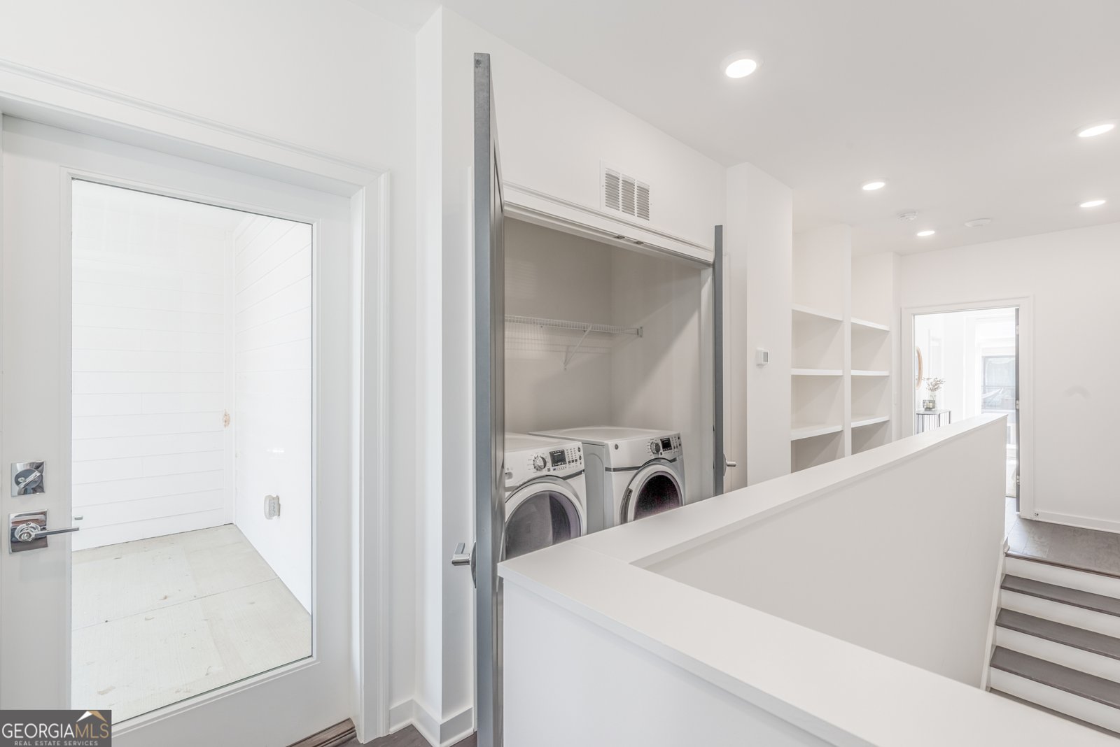 379 Pratt Drive Atlanta - 24